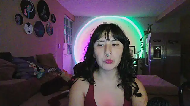 Snapshot of GinnyDelice chatting on January 11, 2026, 1:21 am GinnyDelice online show from January 11, 2026, 1:21 am