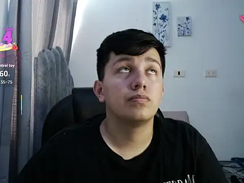 Snapshot of Alan_red chatting on January 9, 2026, 7:37 pm Alan red online show from January 9, 2026, 7:37 pm