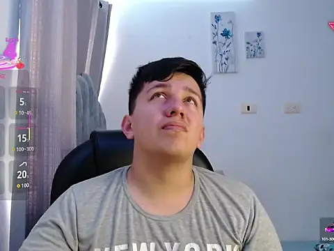 Snapshot of Alan_red chatting on February 6, 2026, 3:48 pm Alan red online show from February 6, 2026, 3:48 pm