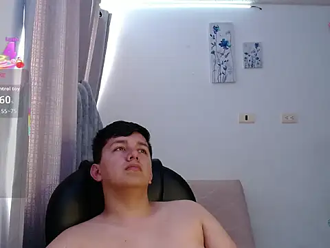 Snapshot of Alan_red chatting on February 13, 2026, 4:36 pm Alan red online show from February 13, 2026, 4:36 pm