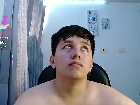 Snapshot of Alan_red chatting on February 25, 2026, 3:43 pm Alan red online show from February 25, 2026, 3:43 pm