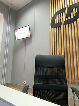 Ohhh pleasure online show from October 14, 2025, 8:37 am