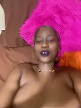 Snapshot of Spicey-CheekssX chatting on January 29, 2025, 11:35 pm Spicey-CheekssX online show from January 29, 2025, 11:35 pm