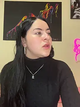 Emmie Hot online show from March 7, 2025, 12:23 pm