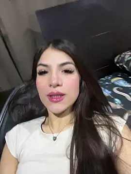 Snapshot of thompsonabella666 chatting on February 5, 2025, 6:48 pm thompsonabella666 online show from February 5, 2025, 6:48 pm