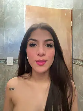 Snapshot of thompsonabella666 chatting on February 15, 2025, 7:06 pm thompsonabella666 online show from February 15, 2025, 7:06 pm