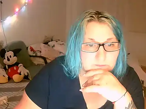 Snapshot of mayamayx chatting on December 3, 2025, 6:17 pm mayamayx online show from December 3, 2025, 6:17 pm