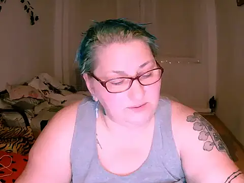 Snapshot of mayamayx chatting on January 14, 2026, 8:47 pm mayamayx online show from January 14, 2026, 8:47 pm