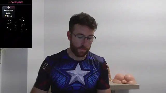 Snapshot of machohiberiko chatting on October 7, 2025, 8:39 pm machohiberiko online show from October 7, 2025, 8:39 pm