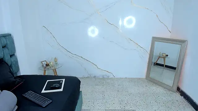 fierygroup online show from December 16, 2025, 12:26 am