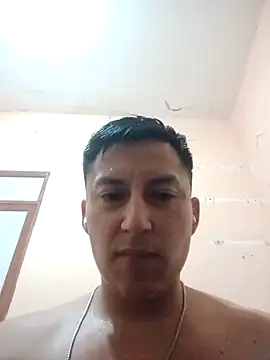 Snapshot of LuisMex1998 chatting on September 10, 2025, 8:14 am LuisMex1998 online show from September 10, 2025, 8:14 am