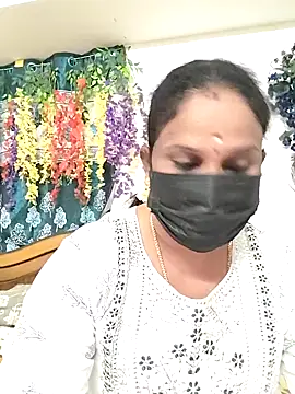 Tamil Aathira online show from November 13, 2025, 5:23 pm