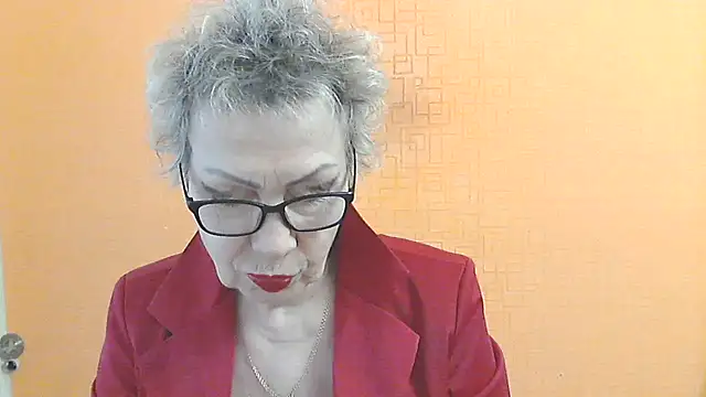 Snapshot of NessyJenixs chatting on January 9, 2026, 8:17 am NessyJenixs online show from January 9, 2026, 8:17 am