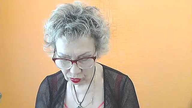 NessyJenixs online show from May 9, 2026, 6:51 am