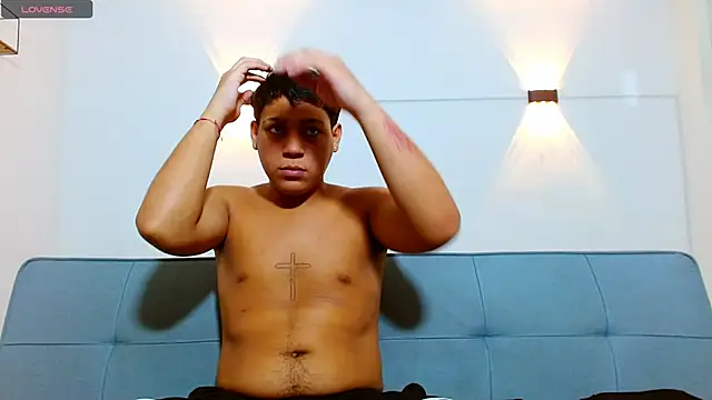 Snapshot of Tylerdrdn chatting on November 23, 2025, 2:28 pm Tylerdrdn online show from November 23, 2025, 2:28 pm