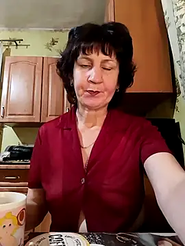 Snapshot of Laura_Kiss chatting on March 1, 2025, 4:11 pm Laura Kiss online show from March 1, 2025, 4:11 pm