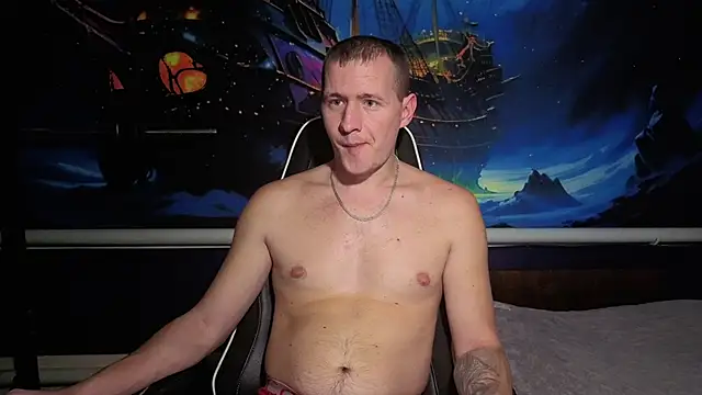 Snapshot of DiMastyzzz chatting on December 21, 2025, 6:26 pm DiMastyzzz online show from December 21, 2025, 6:26 pm