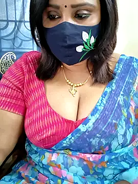 Queenflowerr online show from January 11, 2026, 5:45 am