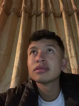 Snapshot of sebaxx8_ chatting on February 2, 2025, 1:45 am sebaxx8 online show from February 2, 2025, 1:45 am