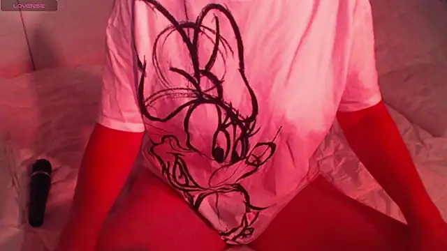 sweetchani666 online show from September 27, 2025, 2:44 pm