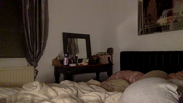 blissdimicco online show from January 27, 2025, 9:44 pm