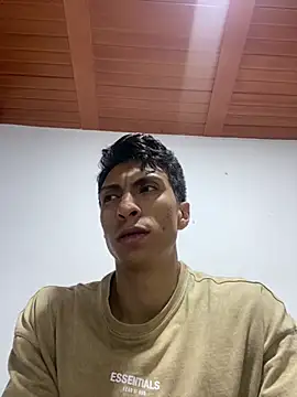 ApoloCruz online show from March 22, 2026, 3:21 am