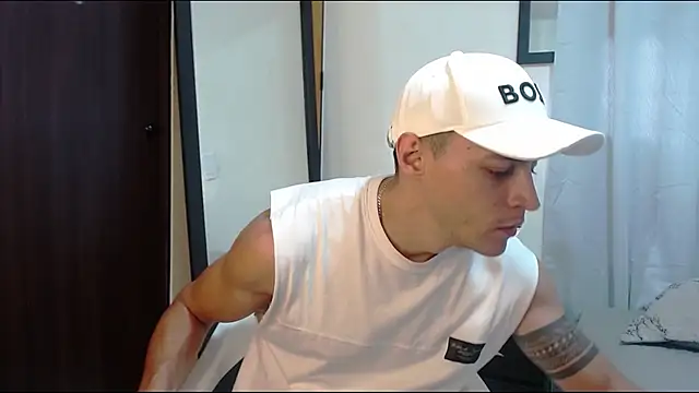 Snapshot of Frank_Millers chatting on February 26, 2026, 8:19 pm Frank Millers online show from February 26, 2026, 8:19 pm