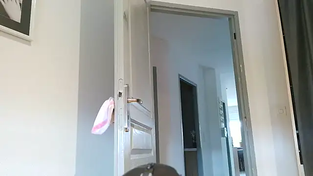 serena  vedette online show from March 13, 2026, 1:18 pm