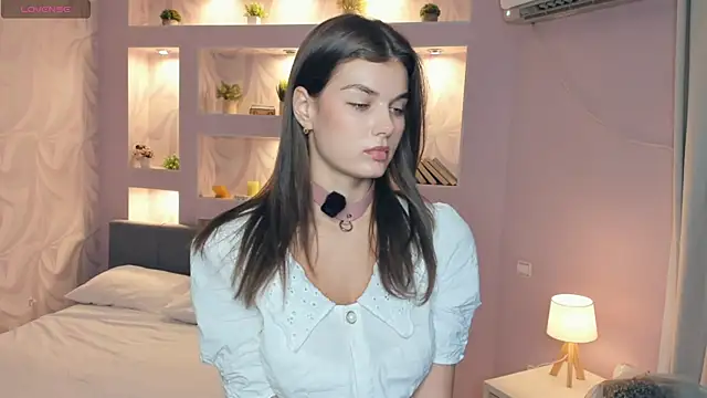 FloraDobb online show from September 14, 2025, 7:07 am