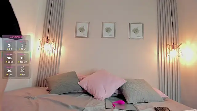 Snapshot of redvelvet__7 chatting on February 11, 2025, 12:58 pm redvelvet  7 online show from February 11, 2025, 12:58 pm