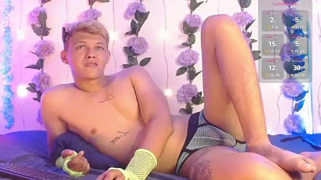 izan 20 online show from March 4, 2026, 10:05 pm