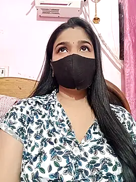 Simran-001 online show from November 26, 2025, 9:32 am