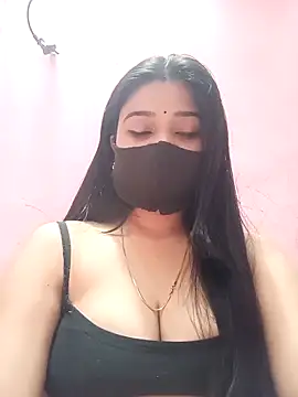 Snapshot of Simran-001 chatting on February 2, 2026, 12:59 pm Simran-001 online show from February 2, 2026, 12:59 pm