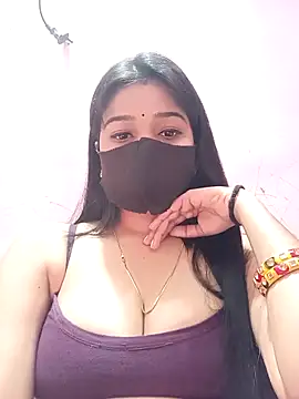 Snapshot of Simran-001 chatting on February 4, 2026, 1:06 pm Simran-001 online show from February 4, 2026, 1:06 pm