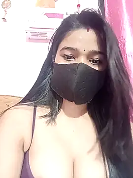 Snapshot of Simran-001 chatting on March 6, 2026, 12:45 pm Simran-001 online show from March 6, 2026, 12:45 pm