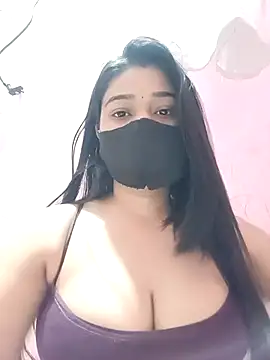 Snapshot of Simran-001 chatting on April 7, 2026, 11:43 am Simran-001 online show from April 7, 2026, 11:43 am