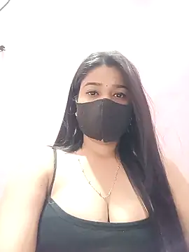 Snapshot of Simran-001 chatting on April 21, 2026, 12:11 pm Simran-001 online show from April 21, 2026, 12:11 pm