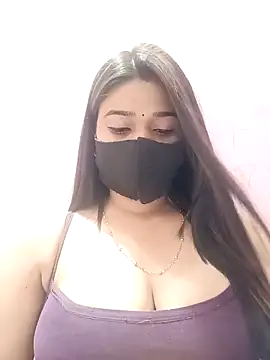 Snapshot of Simran-001 chatting on April 26, 2026, 12:58 pm Simran-001 online show from April 26, 2026, 12:58 pm