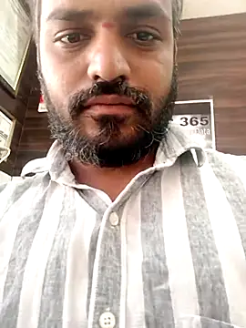 Snapshot of RaviRoy2326 chatting on January 24, 2025, 6:35 am RaviRoy2326 online show from January 24, 2025, 6:35 am