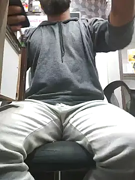 Snapshot of RaviRoy2326 chatting on January 28, 2025, 4:52 pm RaviRoy2326 online show from January 28, 2025, 4:52 pm