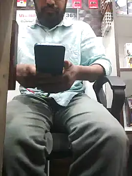 Snapshot of RaviRoy2326 chatting on February 4, 2025, 3:04 pm RaviRoy2326 online show from February 4, 2025, 3:04 pm