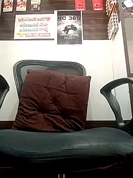 Snapshot of RaviRoy2326 chatting on February 8, 2025, 4:25 am RaviRoy2326 online show from February 8, 2025, 4:25 am