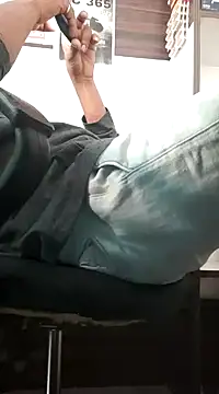 Snapshot of RaviRoy2326 chatting on February 14, 2025, 10:38 am RaviRoy2326 online show from February 14, 2025, 10:38 am