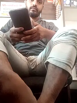 Snapshot of RaviRoy2326 chatting on February 20, 2025, 6:17 am RaviRoy2326 online show from February 20, 2025, 6:17 am