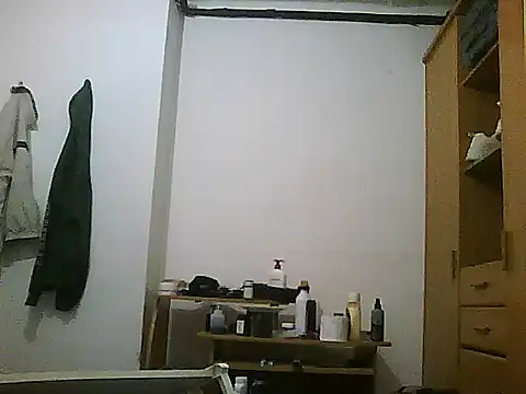 Snapshot of AndiiCe chatting on December 20, 2025, 6:59 pm AndiiCe online show from December 20, 2025, 6:59 pm