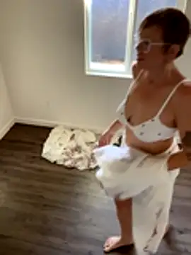 I am babydoll online show from October 29, 2025, 5:14 pm