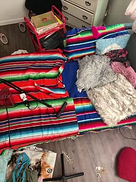 I am babydoll online show from November 26, 2025, 4:52 pm