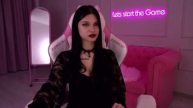 Snapshot of BeverlyMost chatting on January 29, 2025, 1:17 pm BeverlyMost online show from January 29, 2025, 1:17 pm