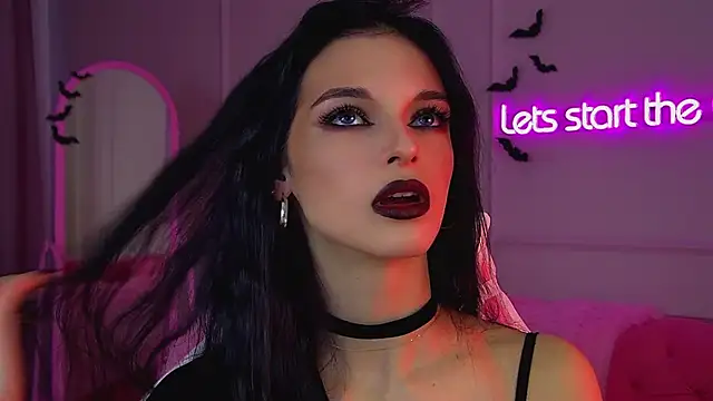 Snapshot of BeverlyMost chatting on November 2, 2025, 6:27 am BeverlyMost online show from November 2, 2025, 6:27 am