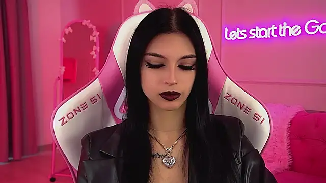 Snapshot of BeverlyMost chatting on February 6, 2026, 8:40 am BeverlyMost online show from February 6, 2026, 8:40 am